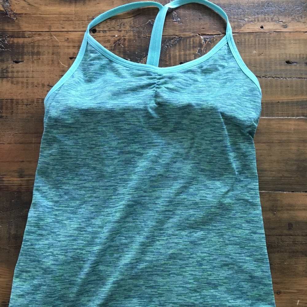 👠Nike dri fit tank